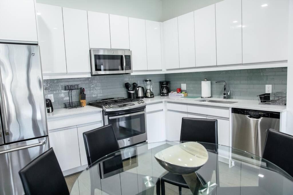 Dharma Home Suites Hoboken Ruang foto