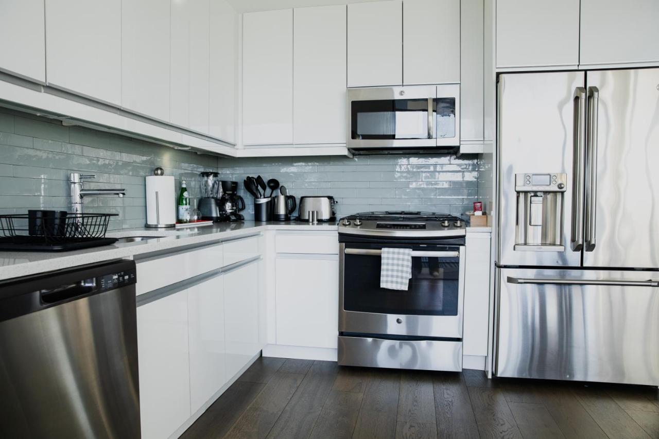 Dharma Home Suites Hoboken Bagian luar foto