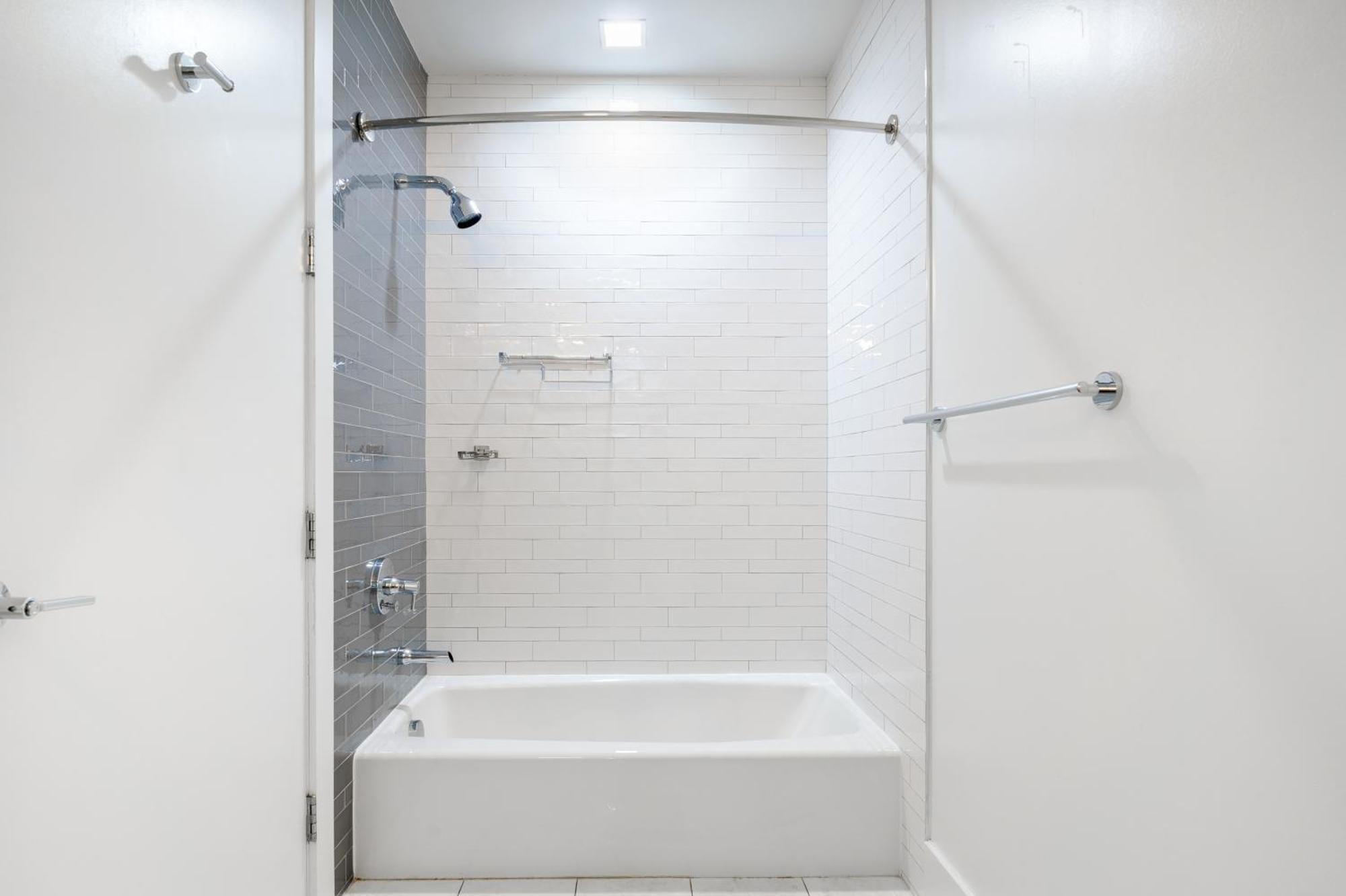 Dharma Home Suites Hoboken Bagian luar foto
